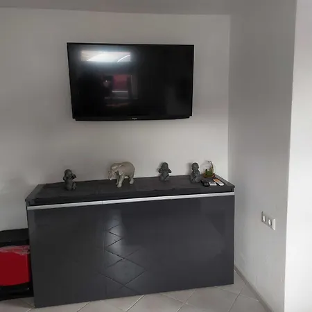 Gruenberg Apartment *